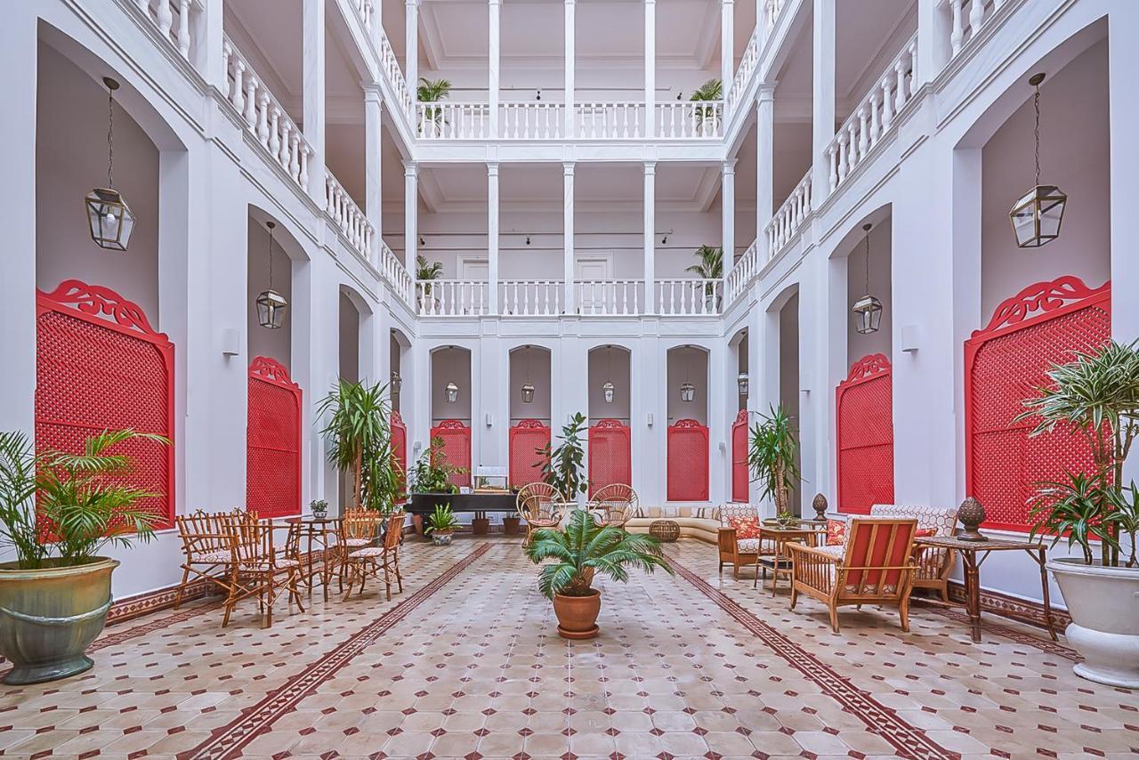 Splendid Palace Adalar Exterior photo